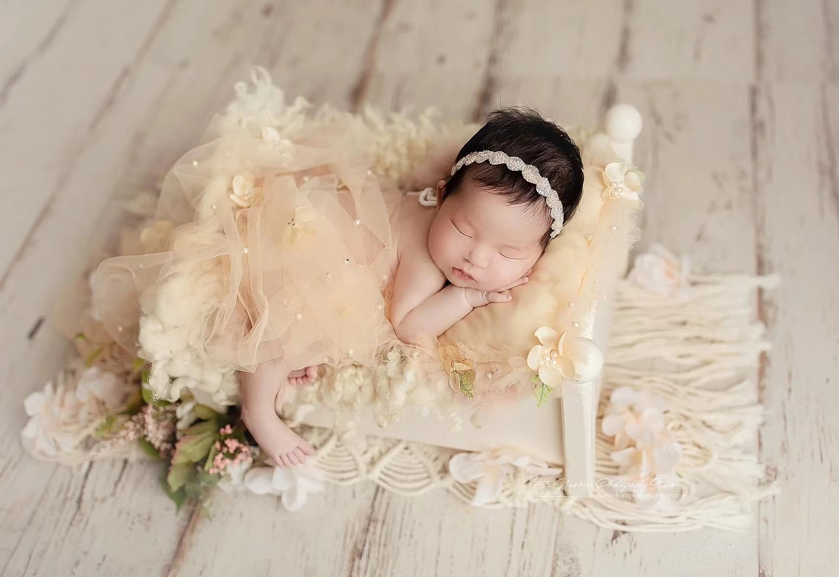 Newborn Photography  Wrap  Bla - Photography Newborn 评论和价格