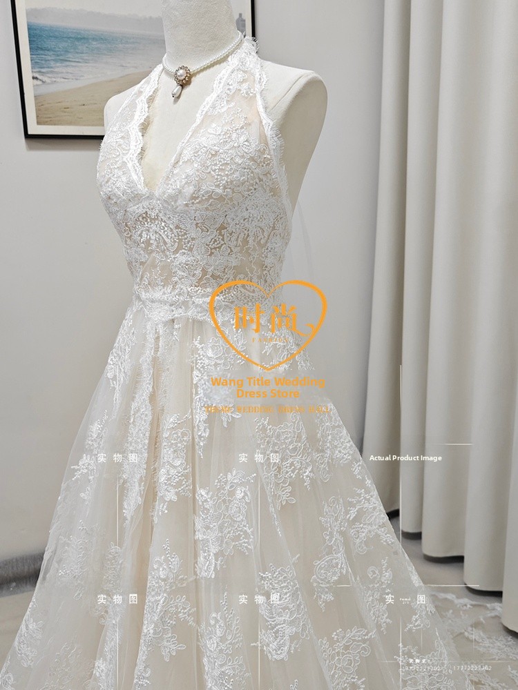 Elegant Lace Bridal Gown with  - Photography Young 评论和价格