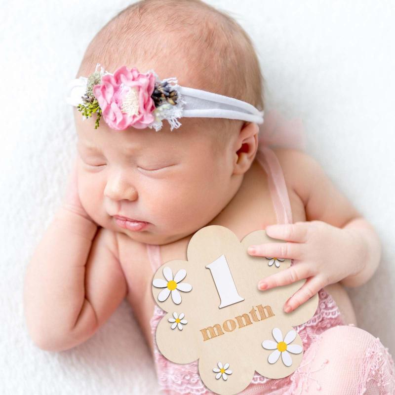 Wooden Baby Monthly Milestone  - Photography Newborn 评论和价格
